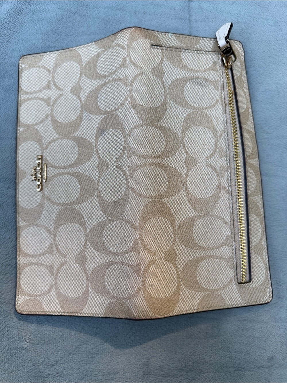 Coach Beige/Chalk Signature Continental Wallet with Gold Logo - Picture 3 of 4